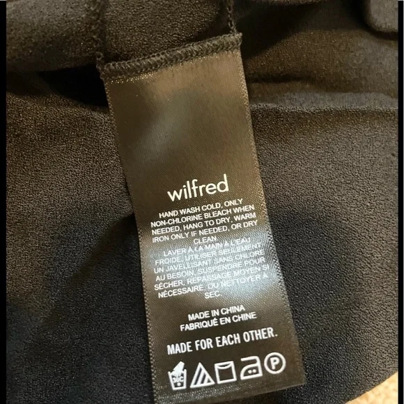 Aritzia Wilfred Bellows dress - Picture 4 of 4